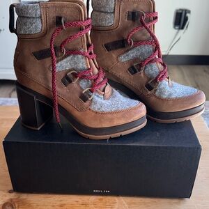Sorel Women's Heeled Boots in Brown and Gray